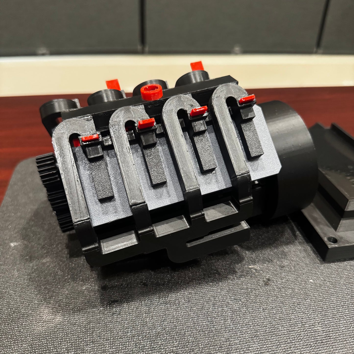 V8 Air Engine (Assembled)